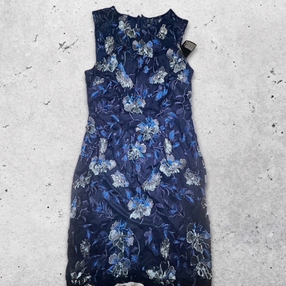 White House Black Market Sheath Dress Fully Embroidered Floral Navy Blue 14 NWT - Picture 2 of 14